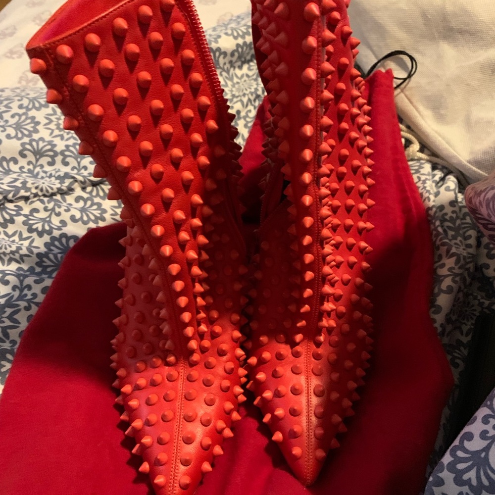 Red spike CL